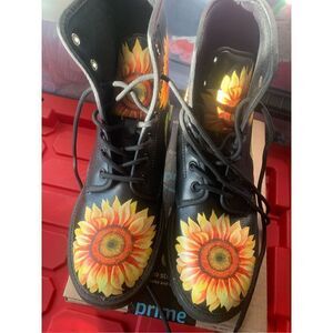 b Sunflower Handcrafted Boots